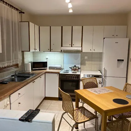 Apartment Ano Poli With Yard Thessaloniki